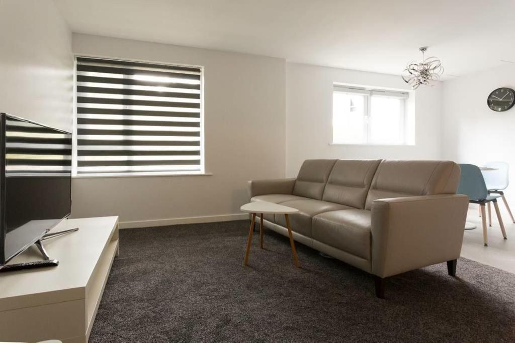 The Beeches 3 - Serviced Apartment Sheffield Esterno foto
